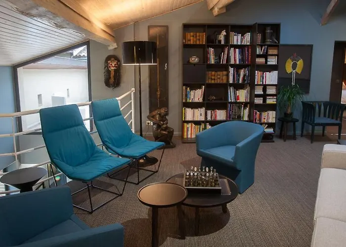 La Closerie Aux Violettes -