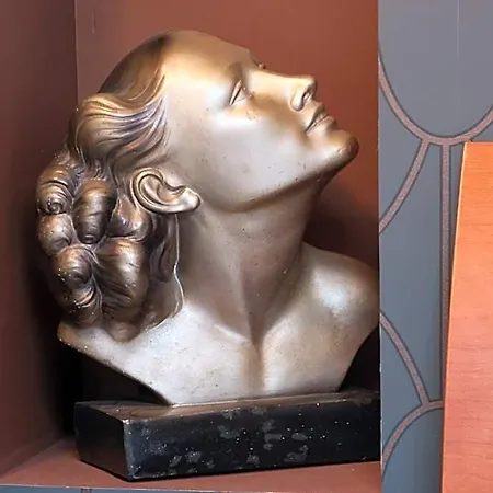 La Closerie Aux Violettes - Bed & Breakfast 4*