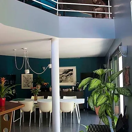 La Closerie Aux Violettes - Bed & Breakfast 4*