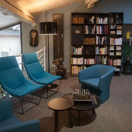 La Closerie Aux Violettes -